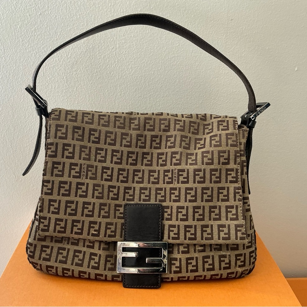 Fendi Mamma Baguette in Zucchino Canvas